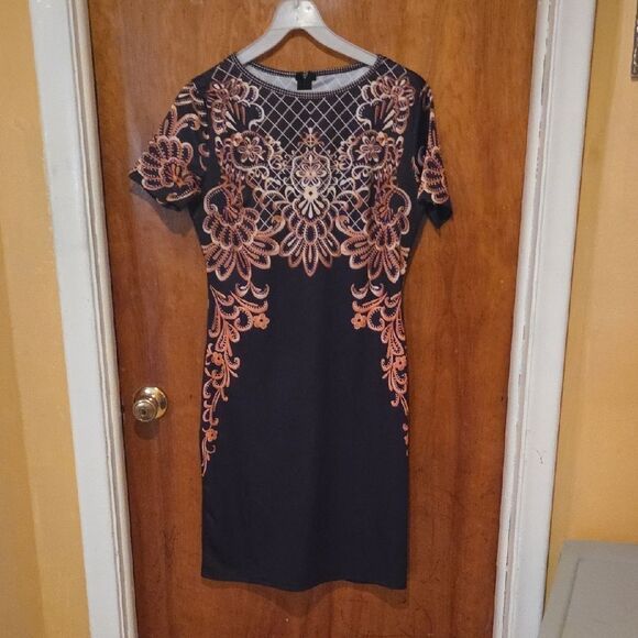 Metrostyle Black and Pink Flutter Sleeve Sheath Dress - Picture 2 of 7